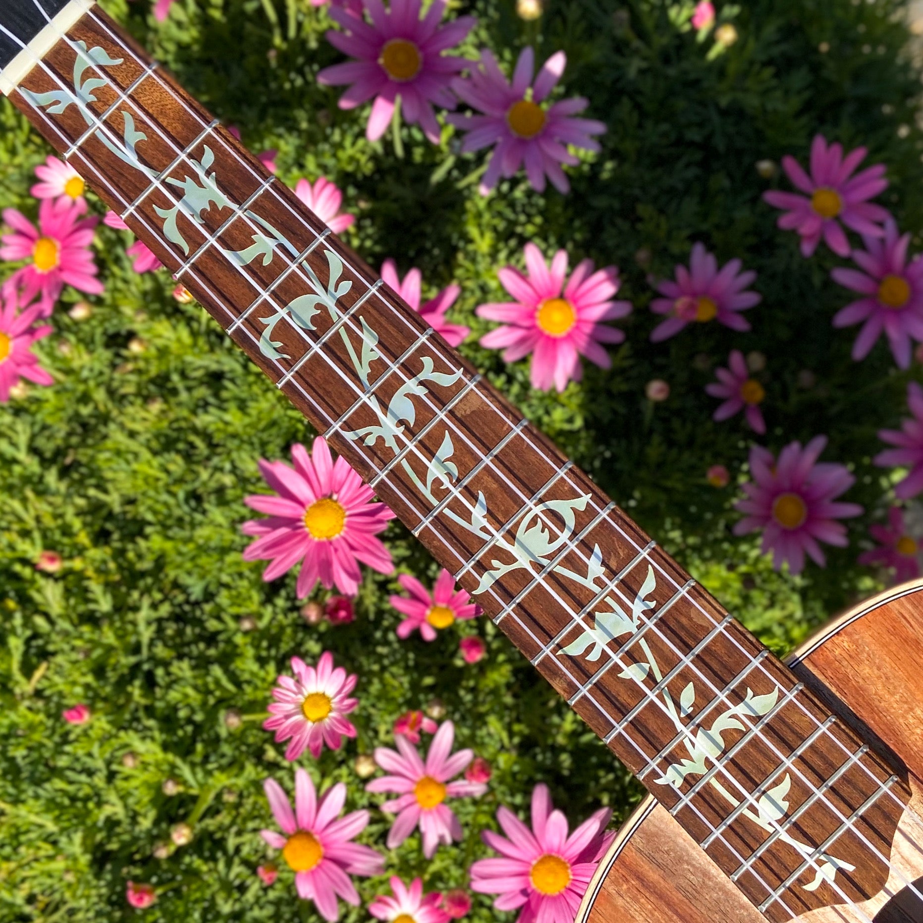 Tree of Life (White Pearl) - Fret Markers for Ukuleles - Inlay Stickers Jockomo